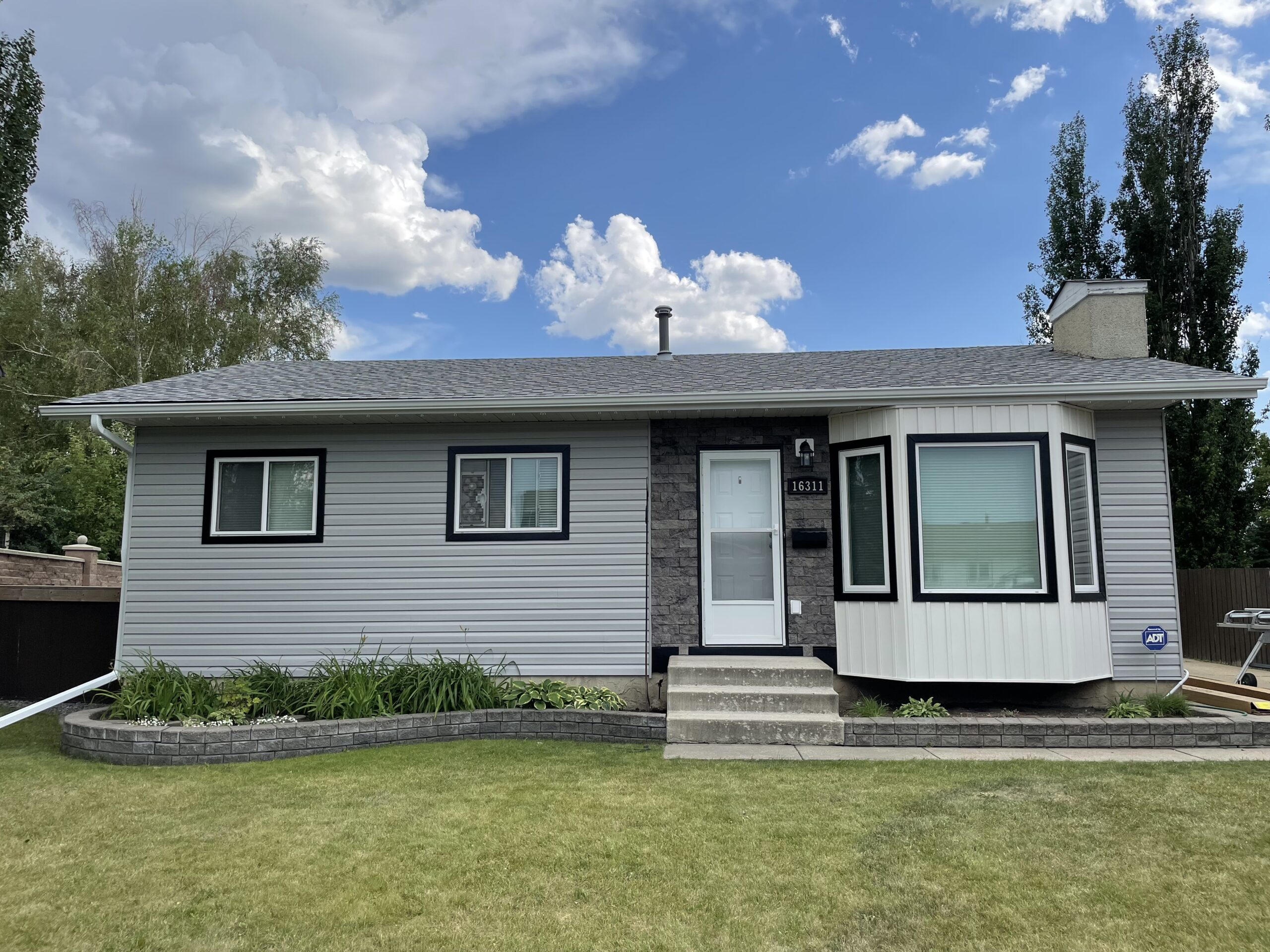 Evolve Stone Siding in Edmonton